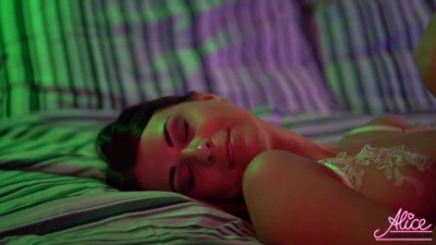 Teen Cowgirl on Huge Dildo and Orgasm (+18)