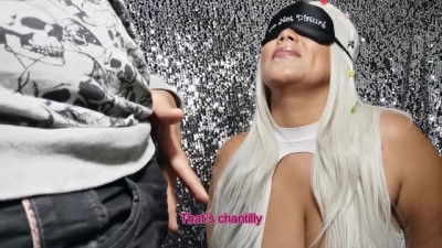 Lissa Tyler Estuvo Adivinando Sabores Con Los Ojos VenStepdados y él Le Hizo Tragar Su Semen También