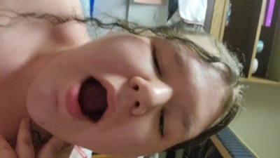 Beging for Stepdaddy to Cum in my Mouth