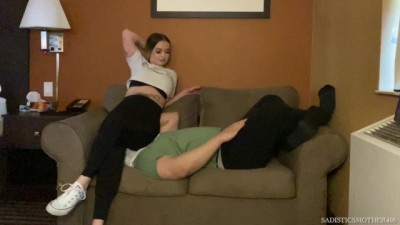 New Model ASS SStepmotherING in Yoga Pants Featuring Princess Natalie