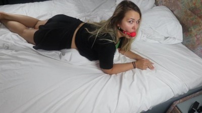 Amateur Prefers to PAY with her ASS