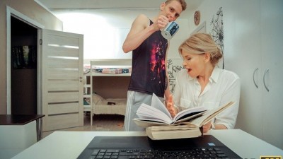 Man Prefers Sex with Mature Women and has Temptation Plan for Tutor