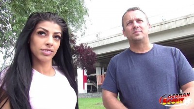 EXTREM SKINNY COLLEGE TEEN SEDUCE TO FUCK AT STREET CASTING (+18)