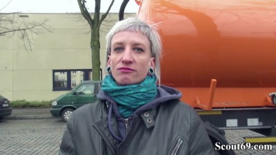 SEDUCE SKINNY EMO TEEN LUNA TO FUCK IN BERLIN CITY (+18)
