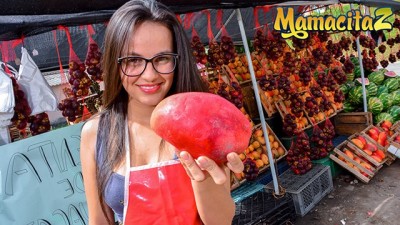 Nerdy Colombian Teen Makes Her Very First Porn Movie (+18)
