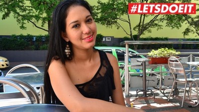 Tiny Colombian Teen Picked Up At The Market Cums Hard (+18)
