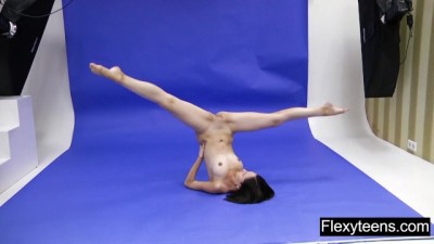 Show of Flexyteen Markova continues (+18)