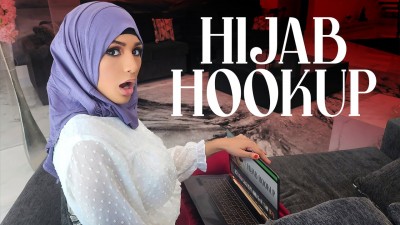 Hijab Girl Nina Grew Up Watching American Teen Movies And Is Obsessed With Becoming Prom Queen (+18)