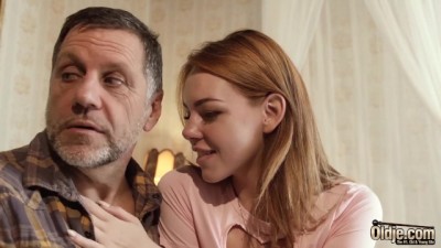 Young Beauty Craves Experienced Dick and Swallows Every Drop (+18)