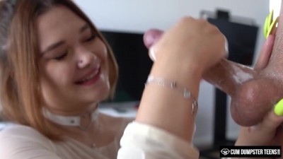 Hot Teen Craves Big Cock Action (+18)