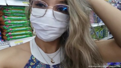 Public Nudity in a Supermarket!