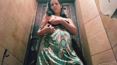 Brunette Gets Off in Public Restaurant
