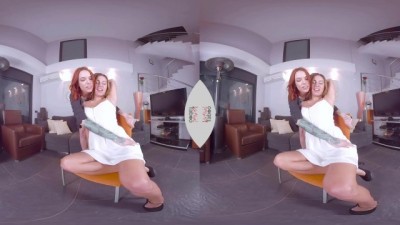 Steamy Stepsister Seduction: Naughty Lesbian Lickers in Action