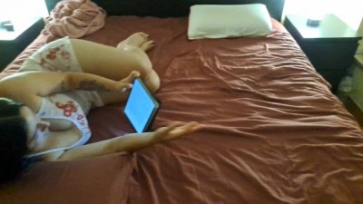 Getting Naughty in Bed with My Sexy Stepmom